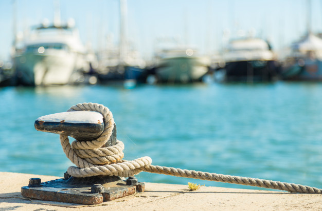 Picture of a Dock Cleat and Rope